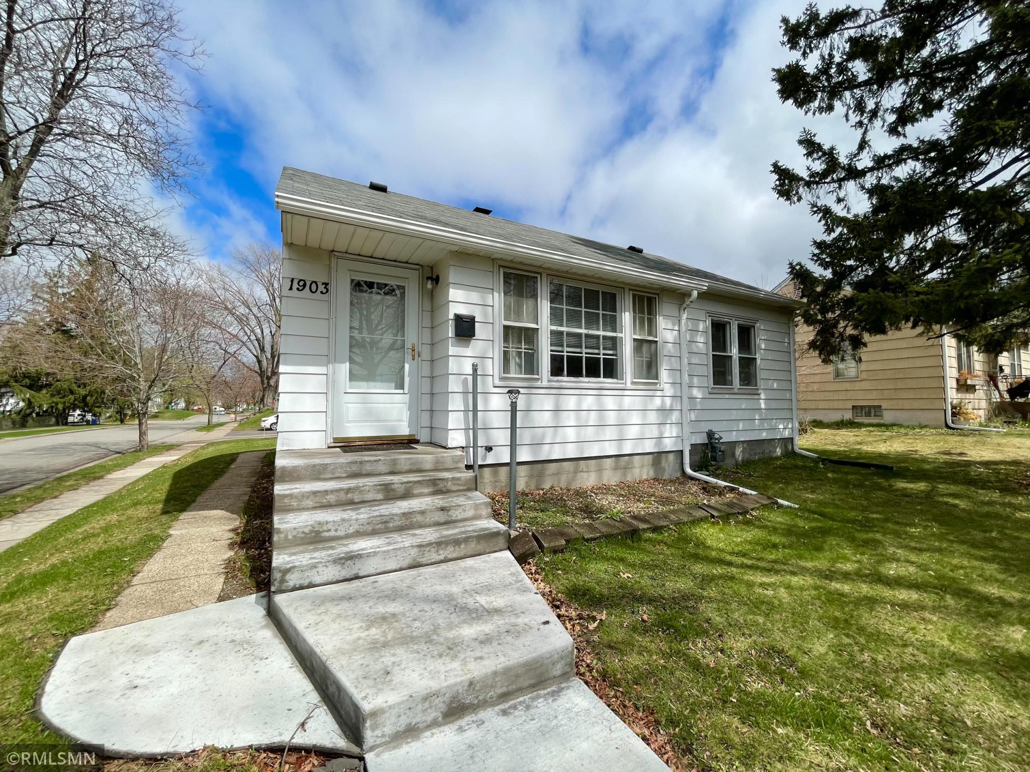 1903 Nebraska Avenue E, Saint Paul, MN 55119 MLS 5740903 Edina Realty