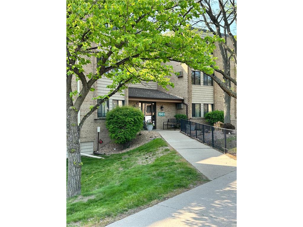 1903 Silver Bell Road #201 Eagan MN 55122 6374158 image1