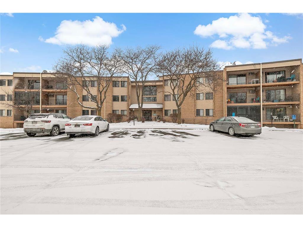 1903 Silver Bell Road #212 Eagan MN 55122 6670662 image1
