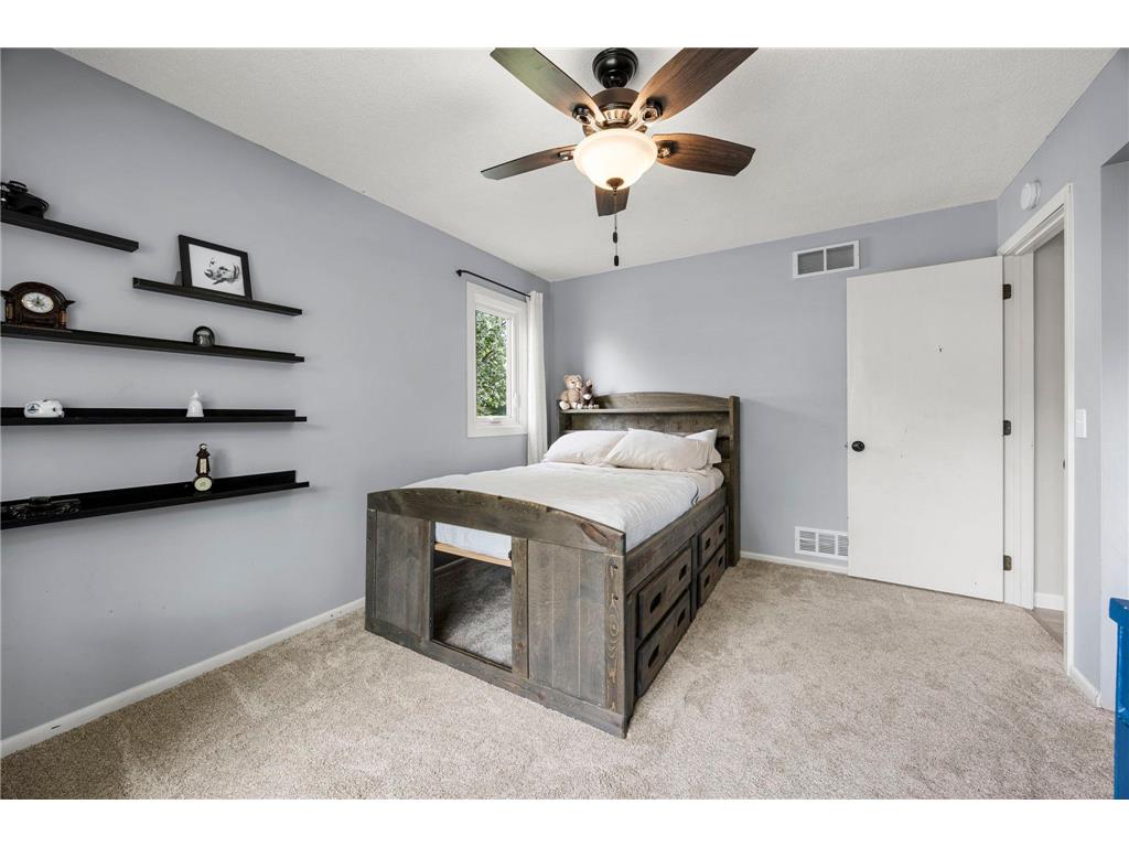 19031 Jordan Trail Lakeville MN 55044 7052518 image14