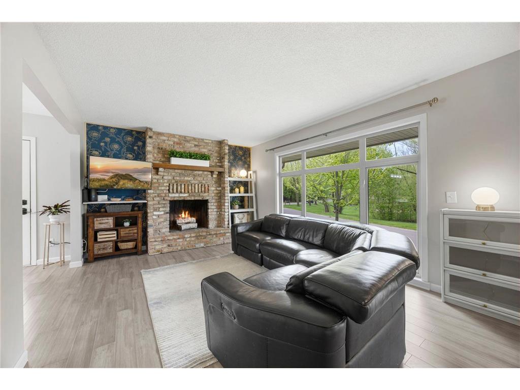 19031 Jordan Trail Lakeville MN 55044 7052518 image2