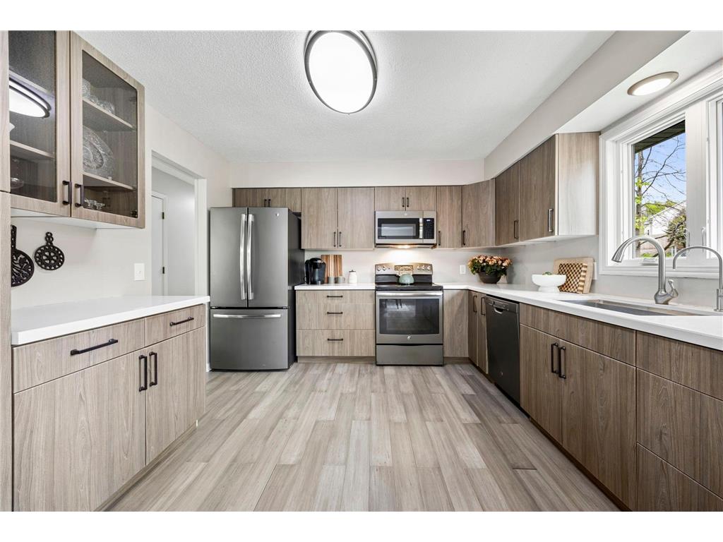 19031 Jordan Trail Lakeville MN 55044 7052518 image7