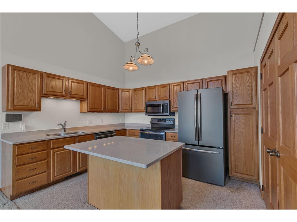 1904 27th Street SE #F Saint Cloud MN 56304 7027083 image2