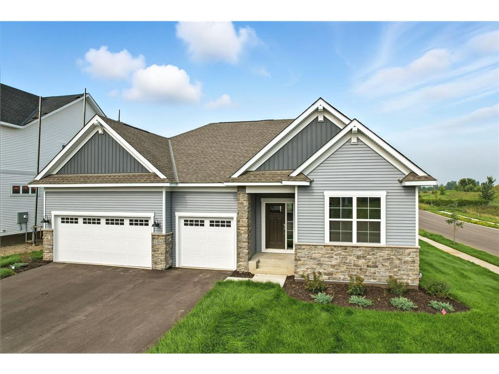 1904 Sparrow Drive Shakopee MN 55379 6705221 image1
