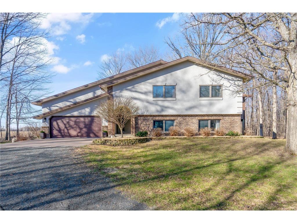 19041 Saint Croix Trail Shafer Twp MN 55074 6361482 image1