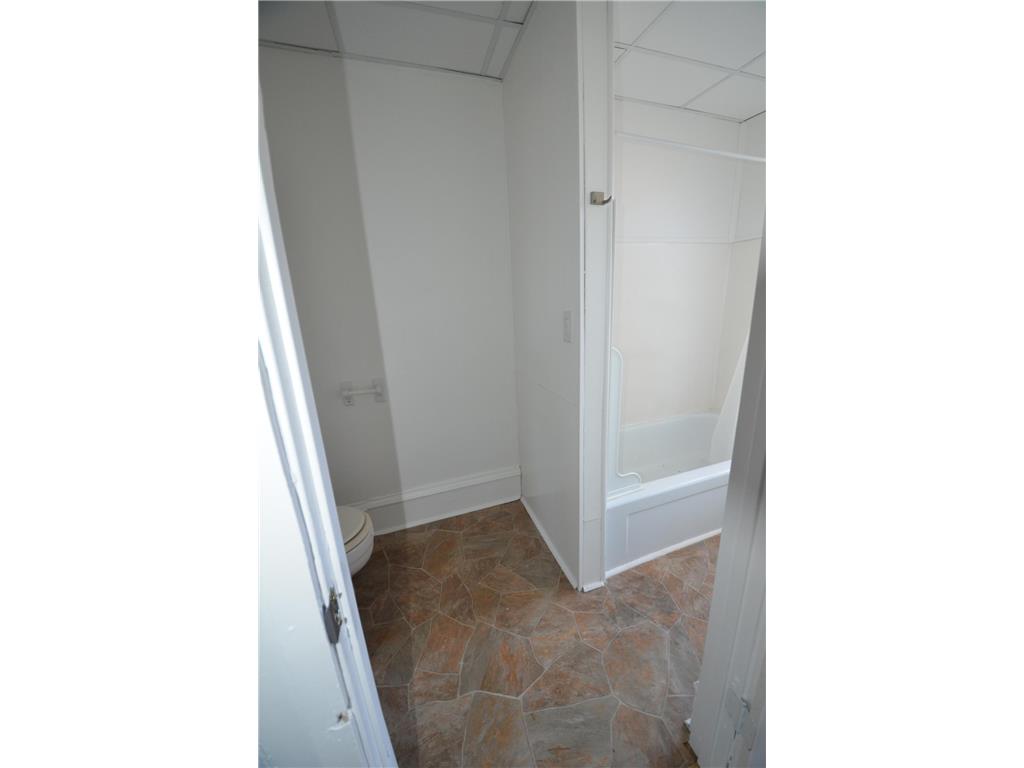 1905-07 E Superior Street Duluth MN 55812 7028749 image12