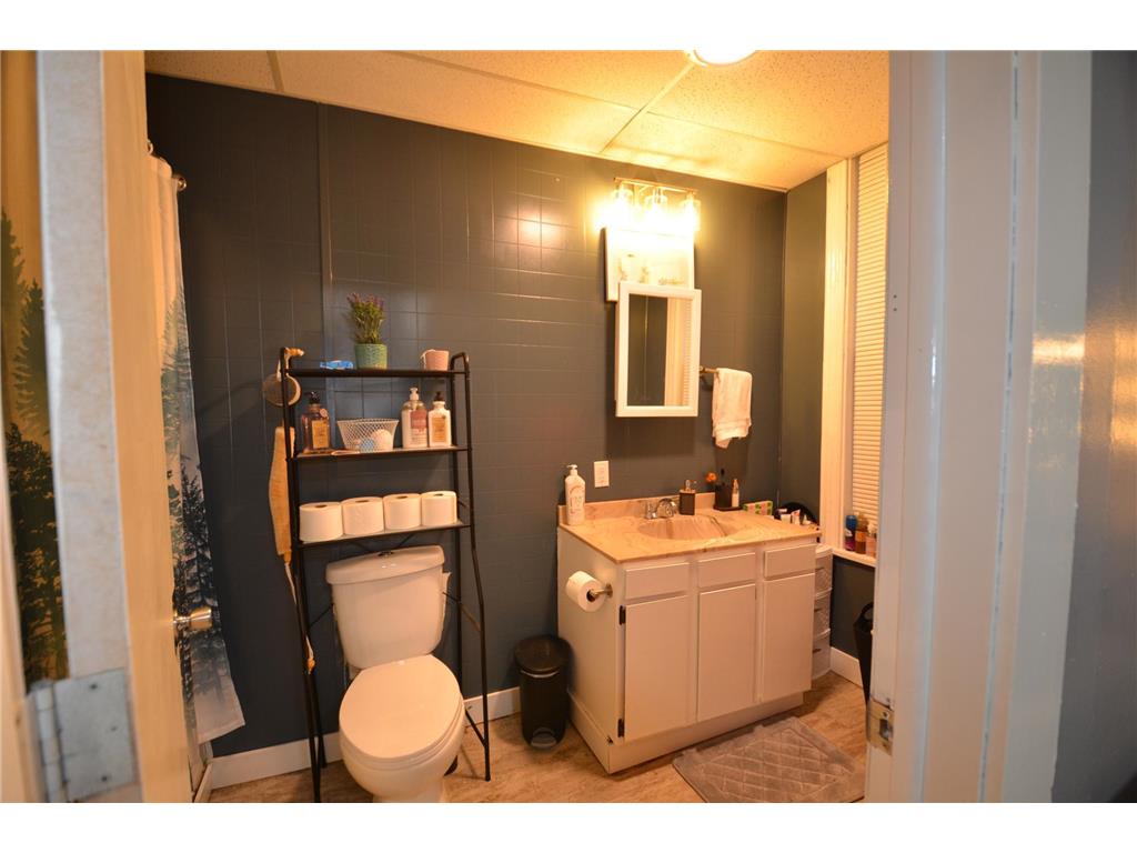 1905-07 E Superior Street Duluth MN 55812 7028749 image40