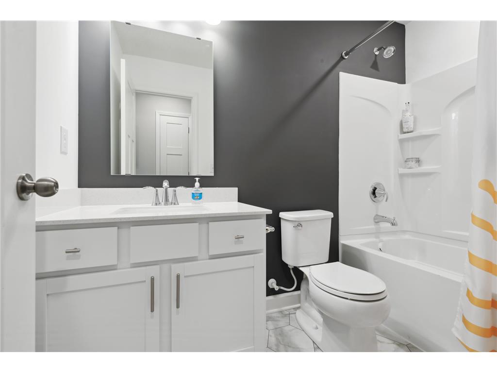 1905 Arbor Lane Carver MN 55315 7084662 image21