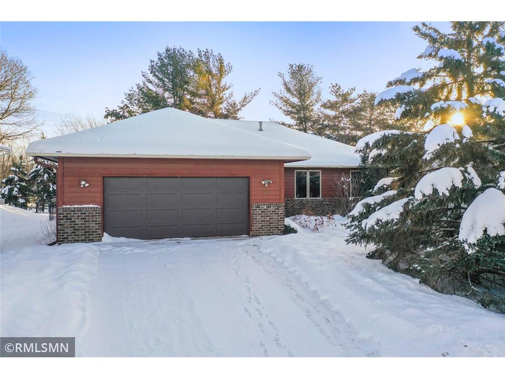 1905 Lincoln Street S, Northfield, MN 55057 MLS 6311323 Edina Realty