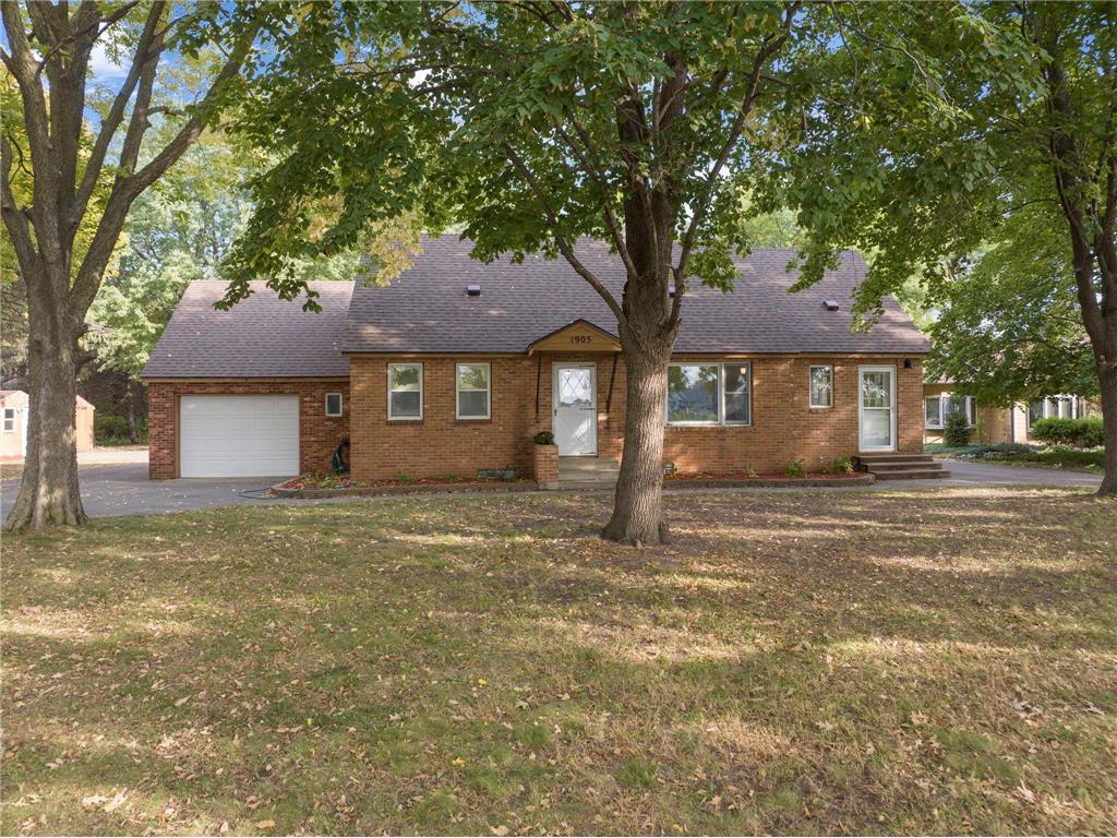 1905 W Traverse Road Saint Peter MN 56082 6429763 image1