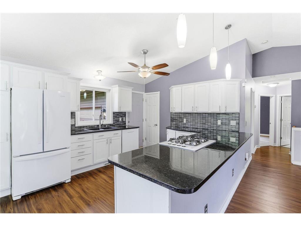 19052 Carson Street NW Elk River MN 55330 7082317 image4