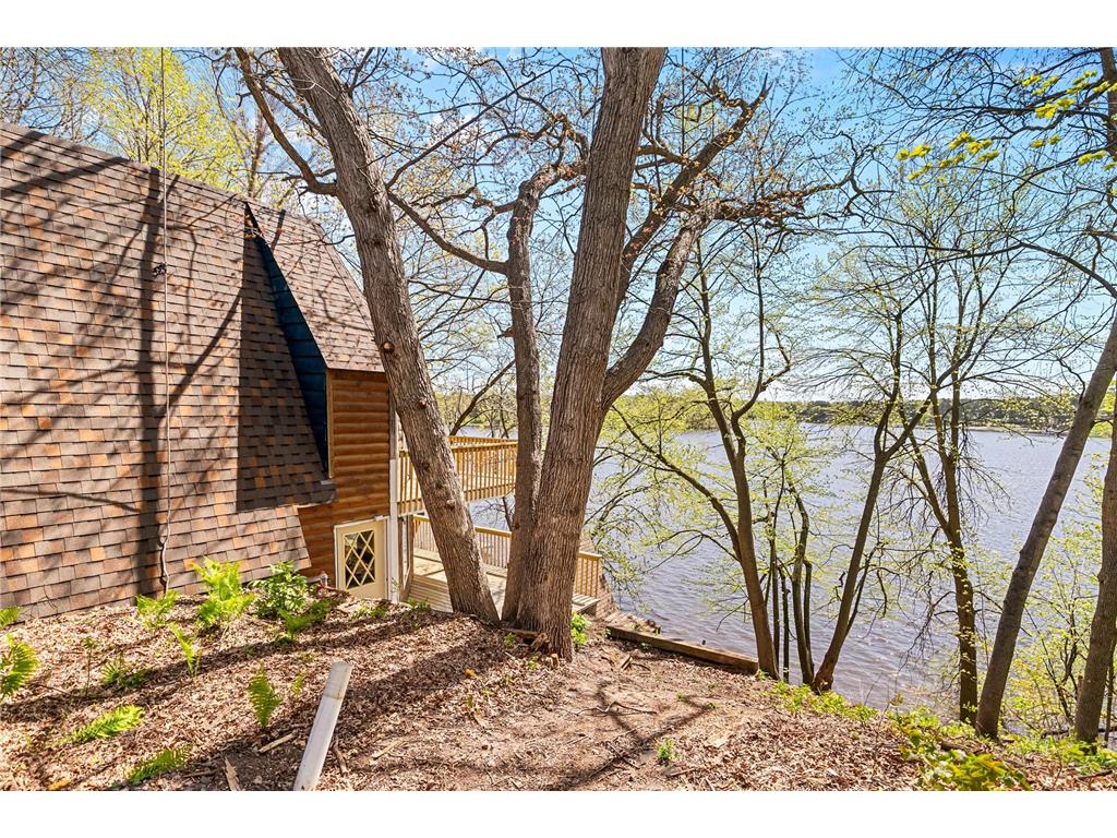 19055 Island View Drive Mora MN 55051 - Fish 7074850 image4