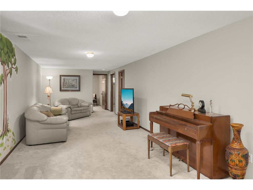 19055 Jordan Trail Lakeville MN 55044 7072268 image17