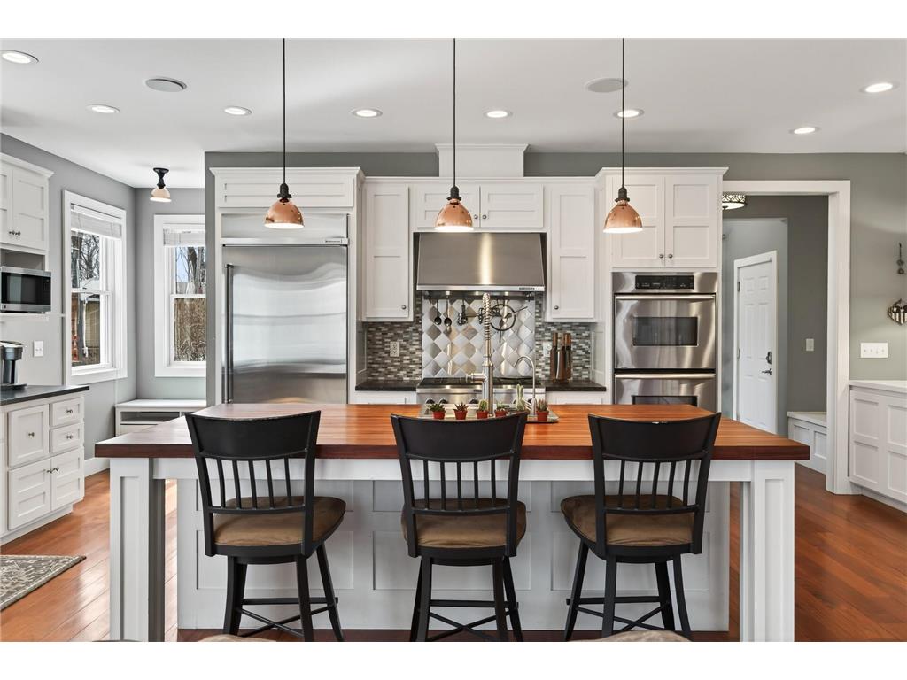 19055 Ridgewood Road Deephaven MN 55391 7034870 image10