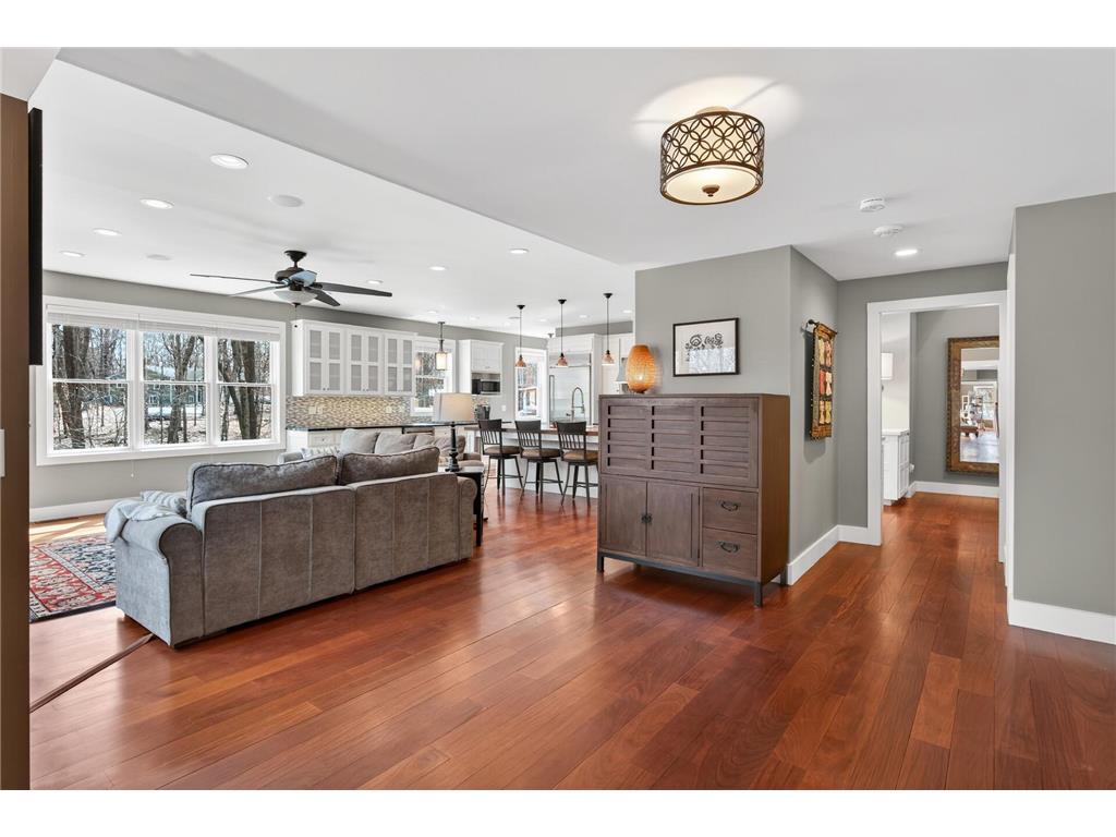 19055 Ridgewood Road Deephaven MN 55391 7034870 image18