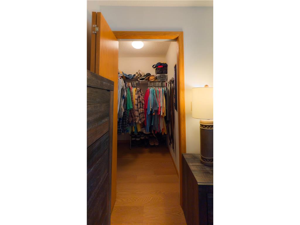 1906 Oak Tree Lane #B Austin MN 55912 7054215 image16