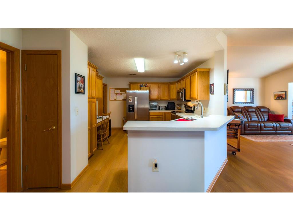 1906 Oak Tree Lane #B Austin MN 55912 7054215 image19
