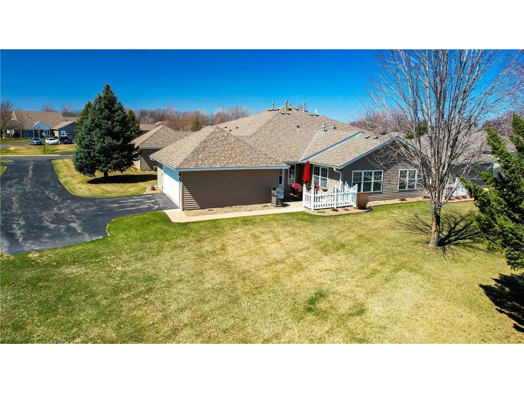1906 Oak Tree Lane #B Austin MN 55912 7054215 image5