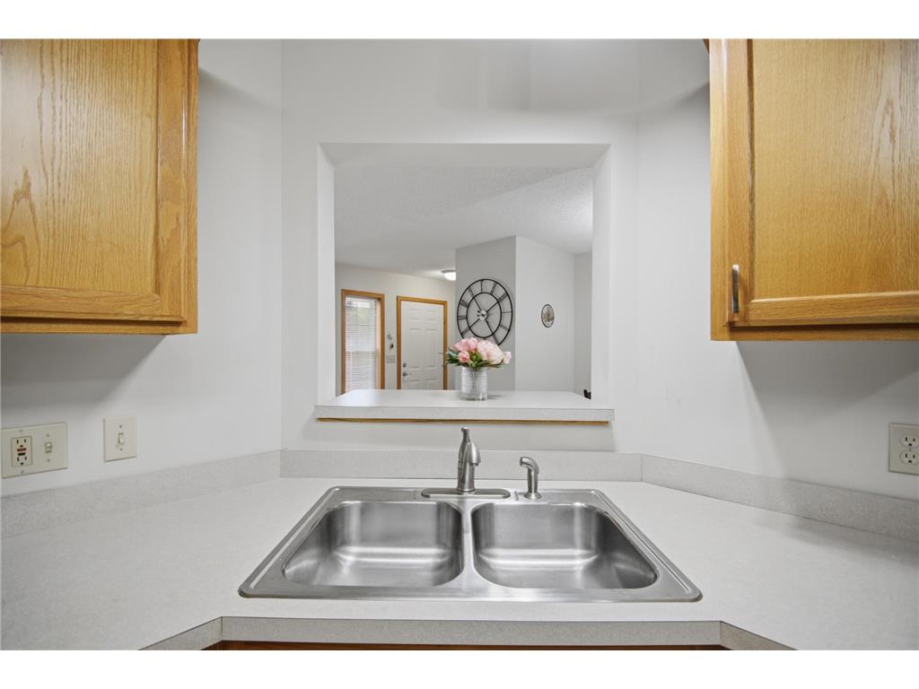 1906 Oak Tree Lane #D Austin MN 55912 7081139 image13