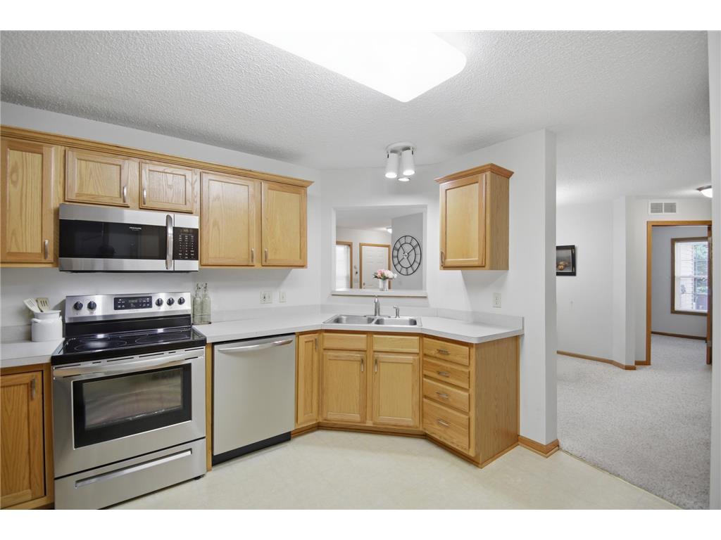 1906 Oak Tree Lane #D Austin MN 55912 7081139 image15