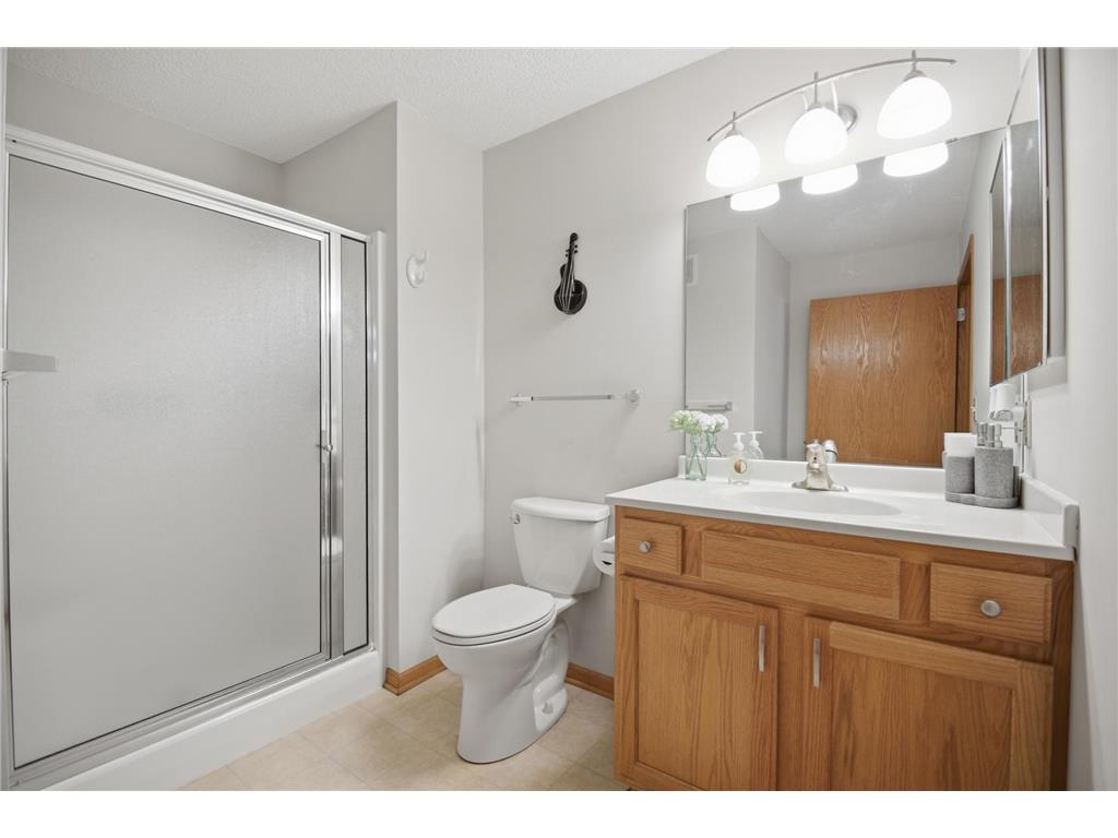 1906 Oak Tree Lane #D Austin MN 55912 7081139 image17