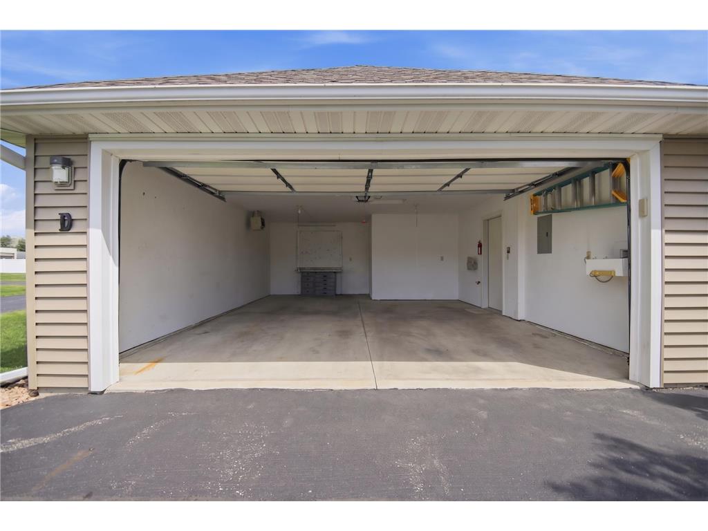 1906 Oak Tree Lane #D Austin MN 55912 7081139 image29