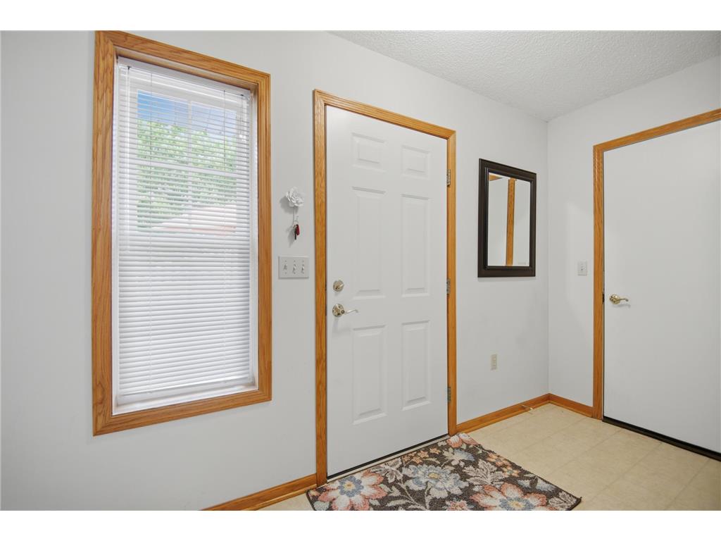 1906 Oak Tree Lane #D Austin MN 55912 7081139 image3