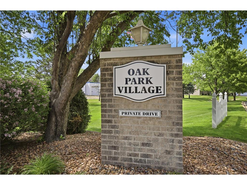 1906 Oak Tree Lane #D Austin MN 55912 7081139 image39