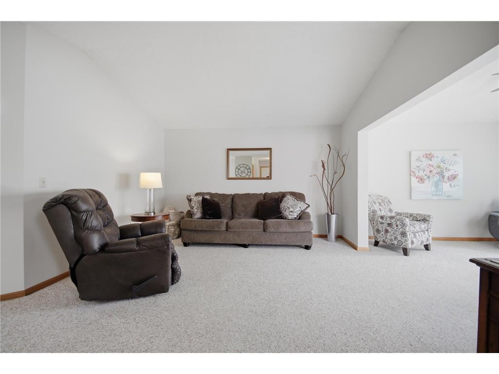 1906 Oak Tree Lane #D Austin MN 55912 7081139 image7