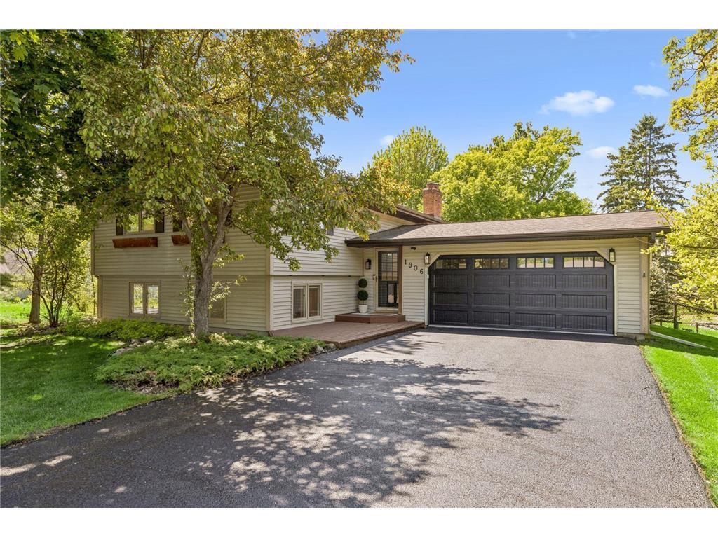 1906 Yorkshire Avenue S Minnetonka MN 55305 - Windsor 7063812 image2