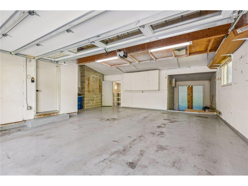 1906 Yorkshire Avenue S Minnetonka MN 55305 - Windsor 7063812 image32
