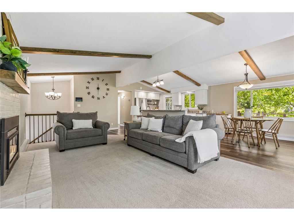 1906 Yorkshire Avenue S Minnetonka MN 55305 - Windsor 7063812 image5