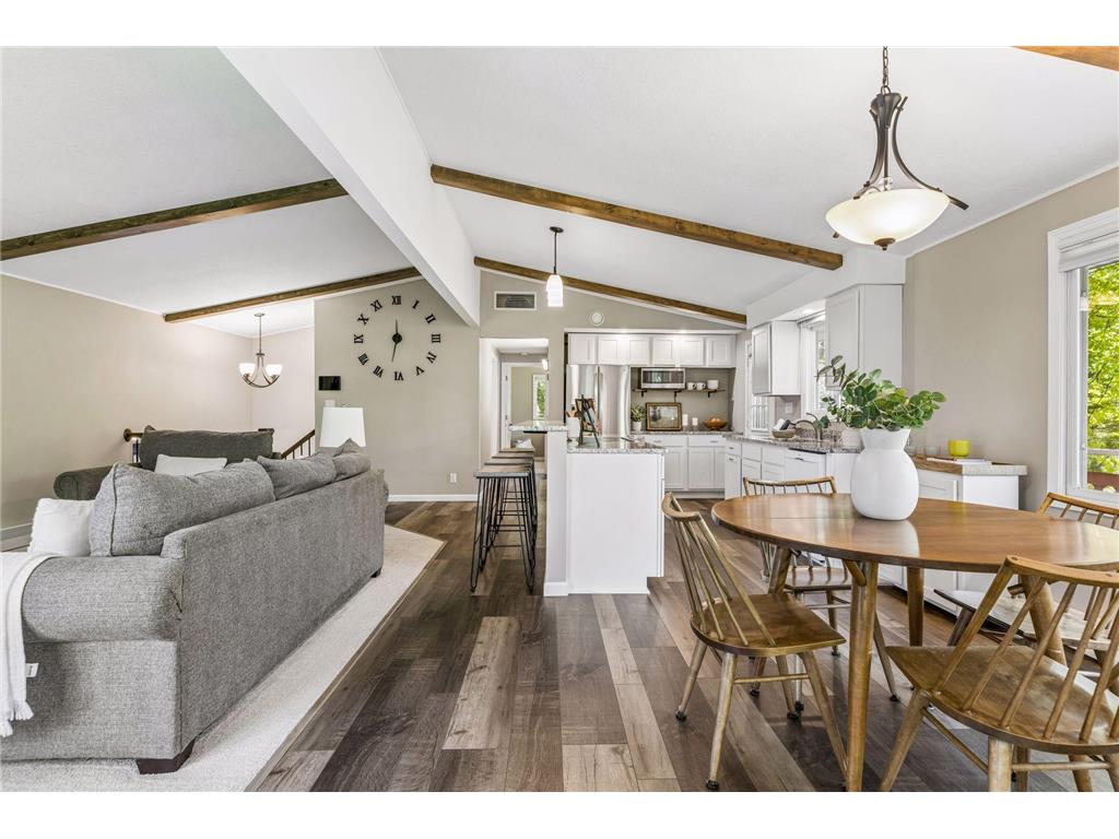 1906 Yorkshire Avenue S Minnetonka MN 55305 - Windsor 7063812 image6