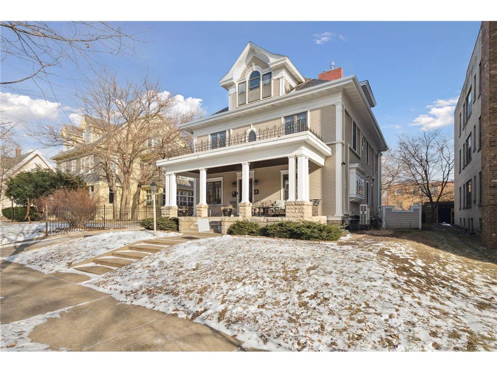 1907 Dupont Avenue S Minneapolis MN 55403 6482686 image1