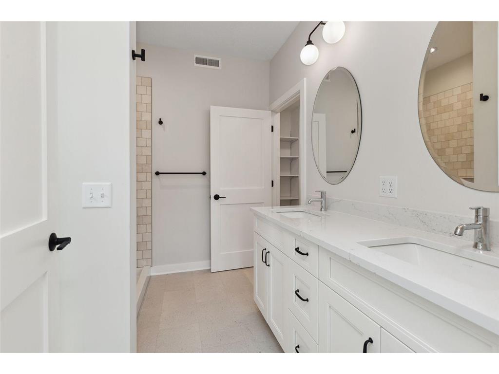 1907 Erie Drive Northfield MN 55057 6689665 image9