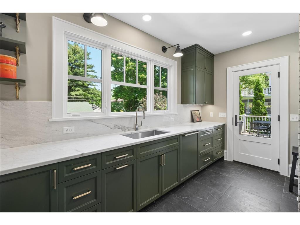 1907 Goodrich Avenue Saint Paul MN 55105 7078156 image12