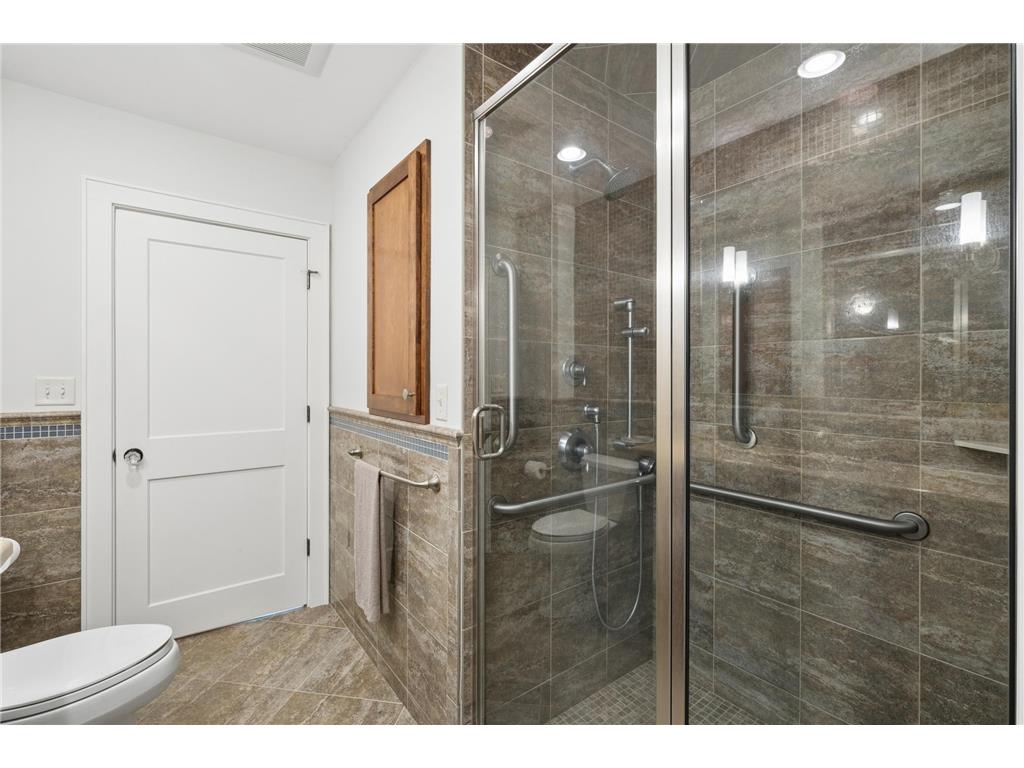 1907 Goodrich Avenue Saint Paul MN 55105 7078156 image21