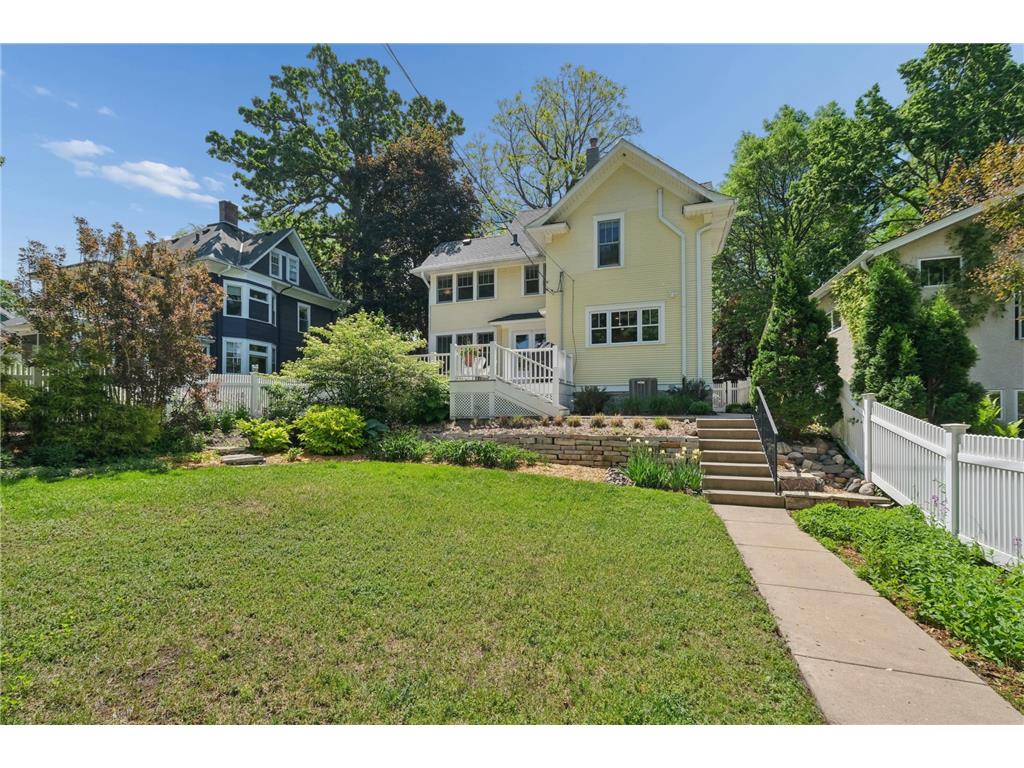1907 Goodrich Avenue Saint Paul MN 55105 7078156 image30