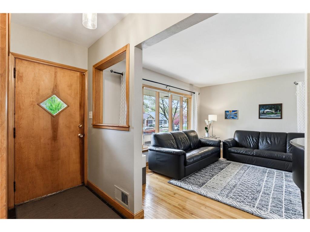 1907 Jefferson Avenue Saint Paul MN 55105 7056013 image5