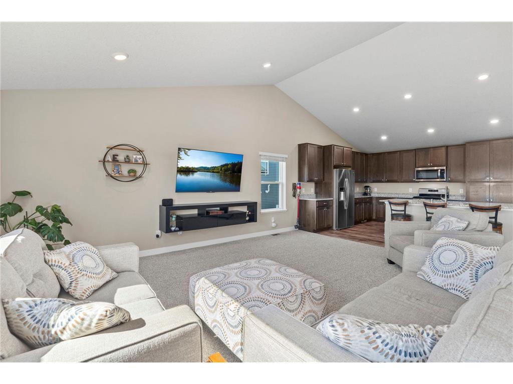 1907 Meridian Curve Carver MN 55315 7097713 image21