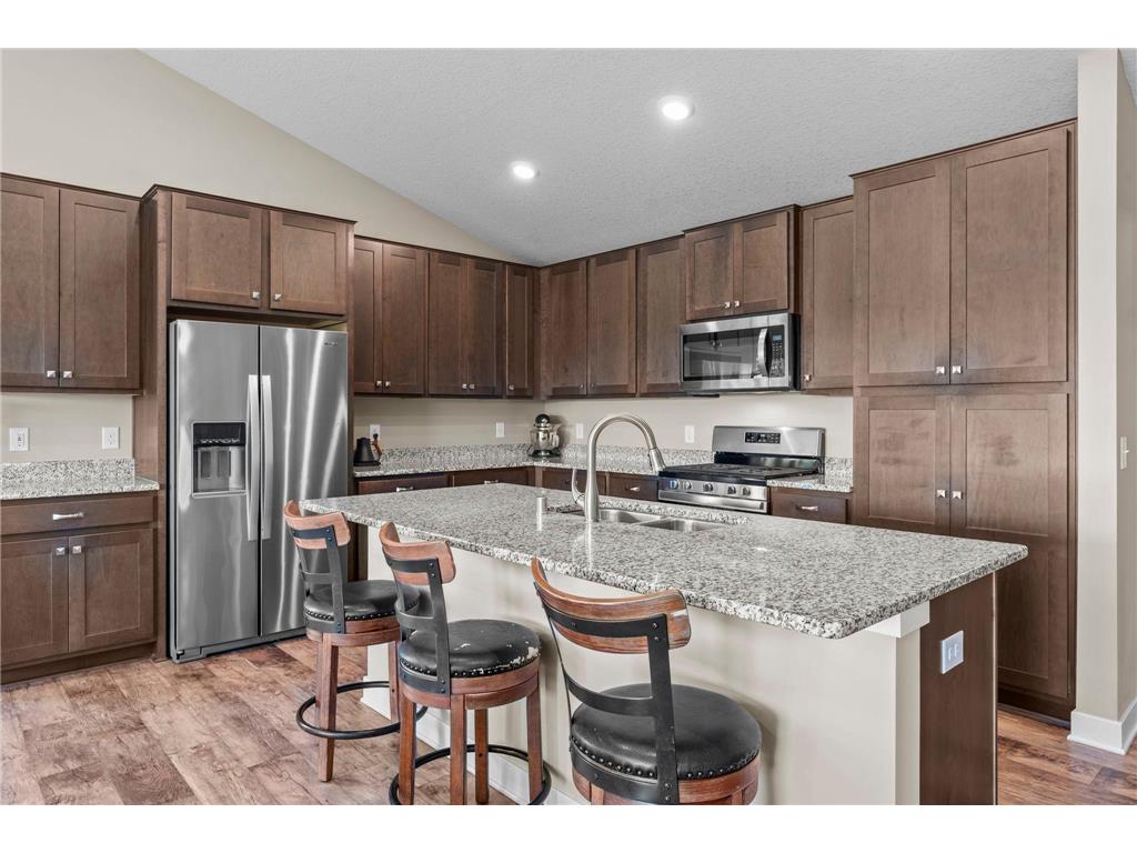 1907 Meridian Curve Carver MN 55315 7097713 image25