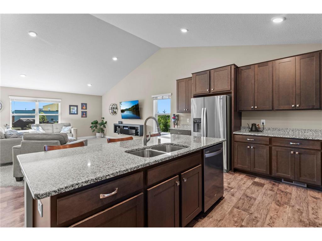 1907 Meridian Curve Carver MN 55315 7097713 image26