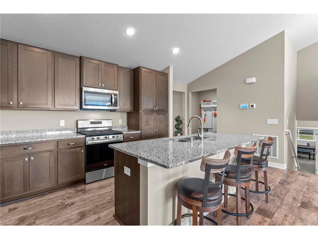 1907 Meridian Curve Carver MN 55315 7097713 image29