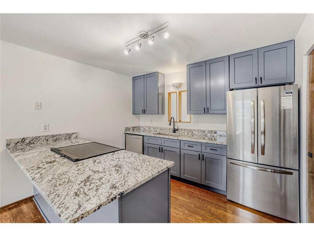 1907 S 5th Street Minneapolis MN 55454 7036564 image12
