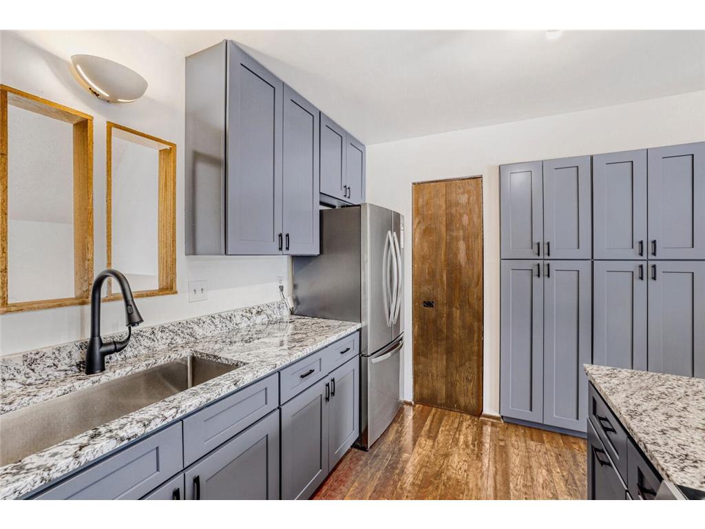 1907 S 5th Street Minneapolis MN 55454 7036564 image14