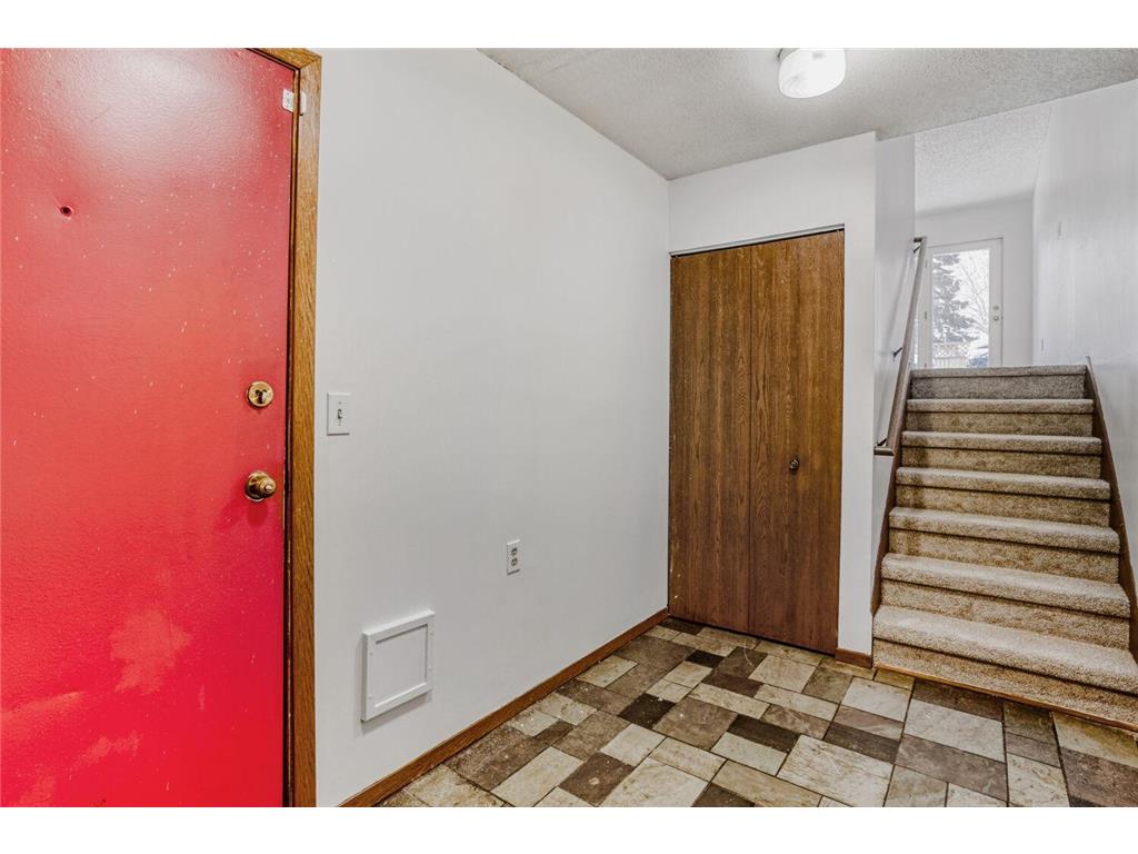1907 S 5th Street Minneapolis MN 55454 7036564 image4