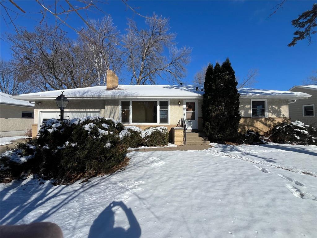 1907 Shryer Avenue W Roseville MN 55113 6488718 image1