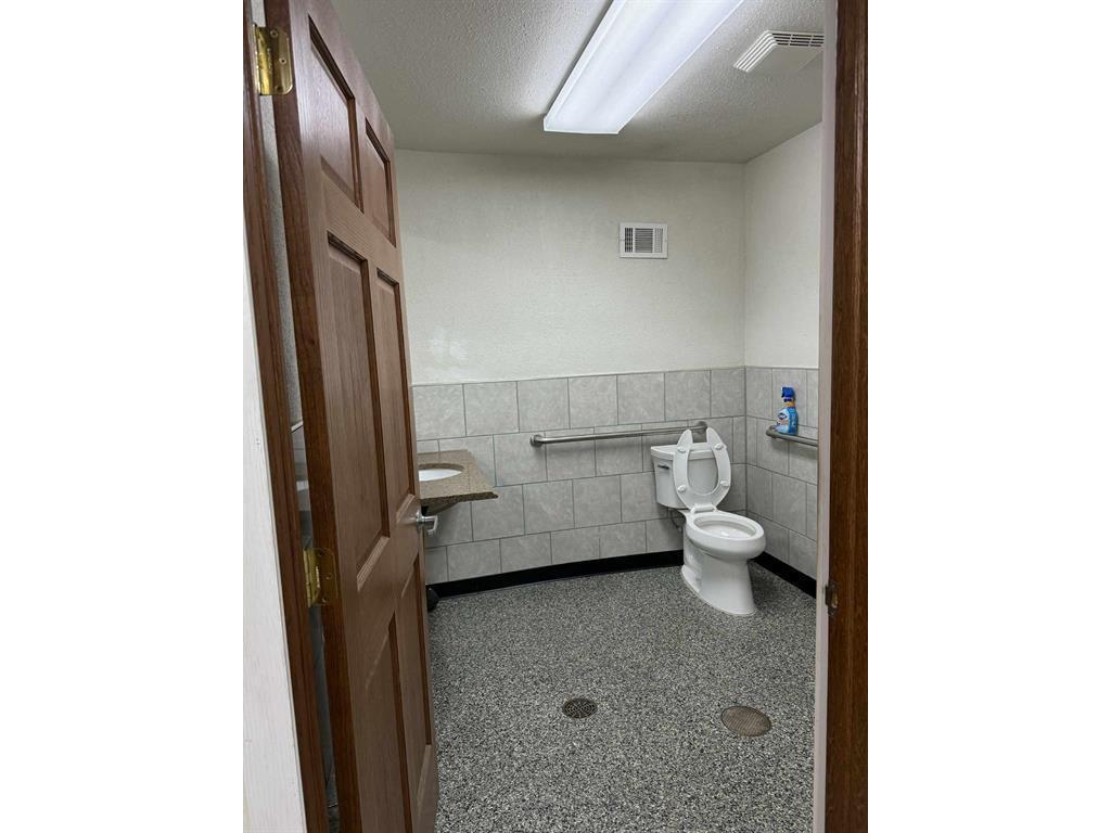 1908-1910 Tower Avenue Superior WI 54880 6738043 image14