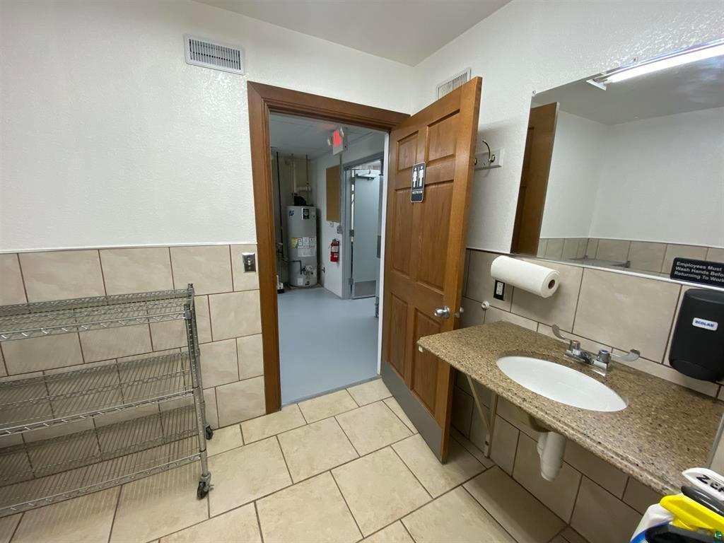 1908-1910 Tower Avenue Superior WI 54880 6738043 image8