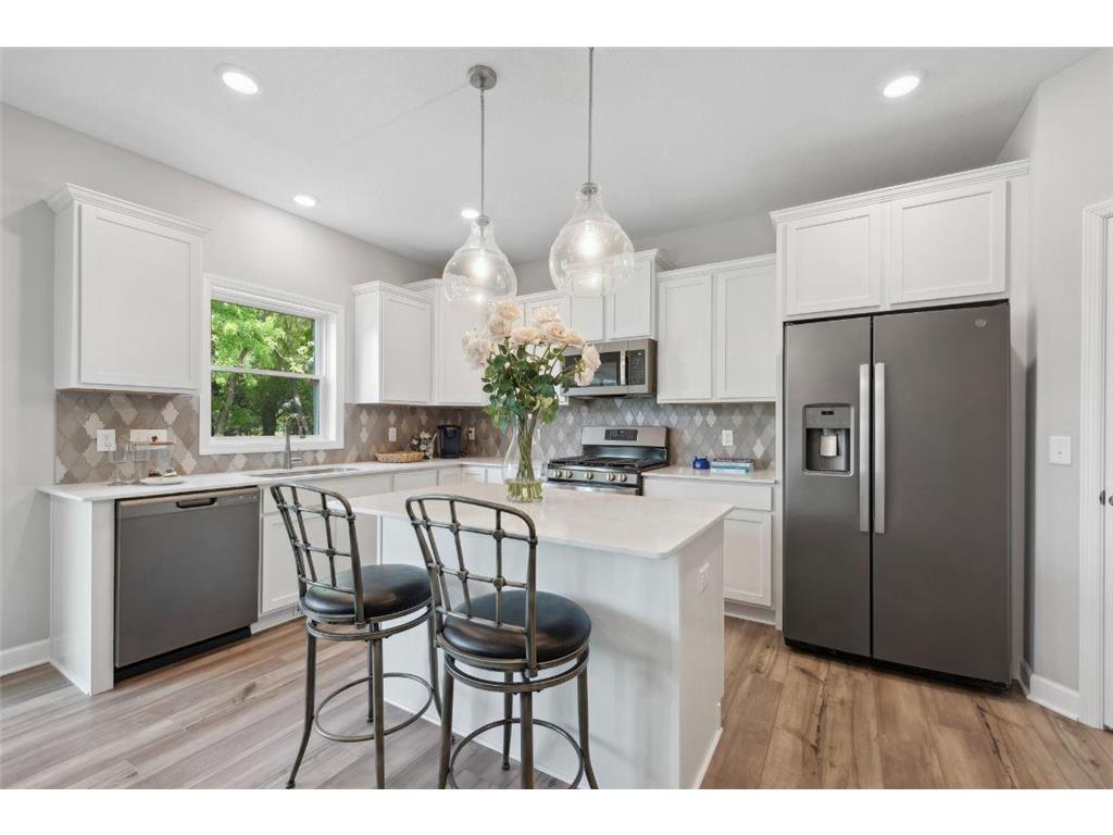 1908 Balsam Drive Carver MN 55315 6440541 image1